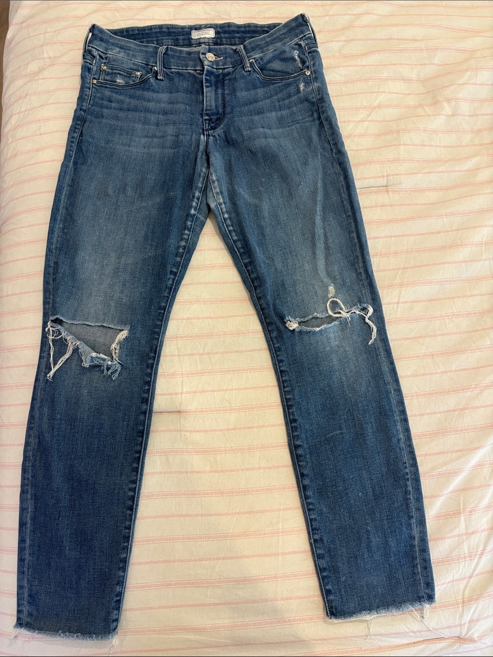 MOTHER Straight-Leg Distressed Jeans in Denim Blue
